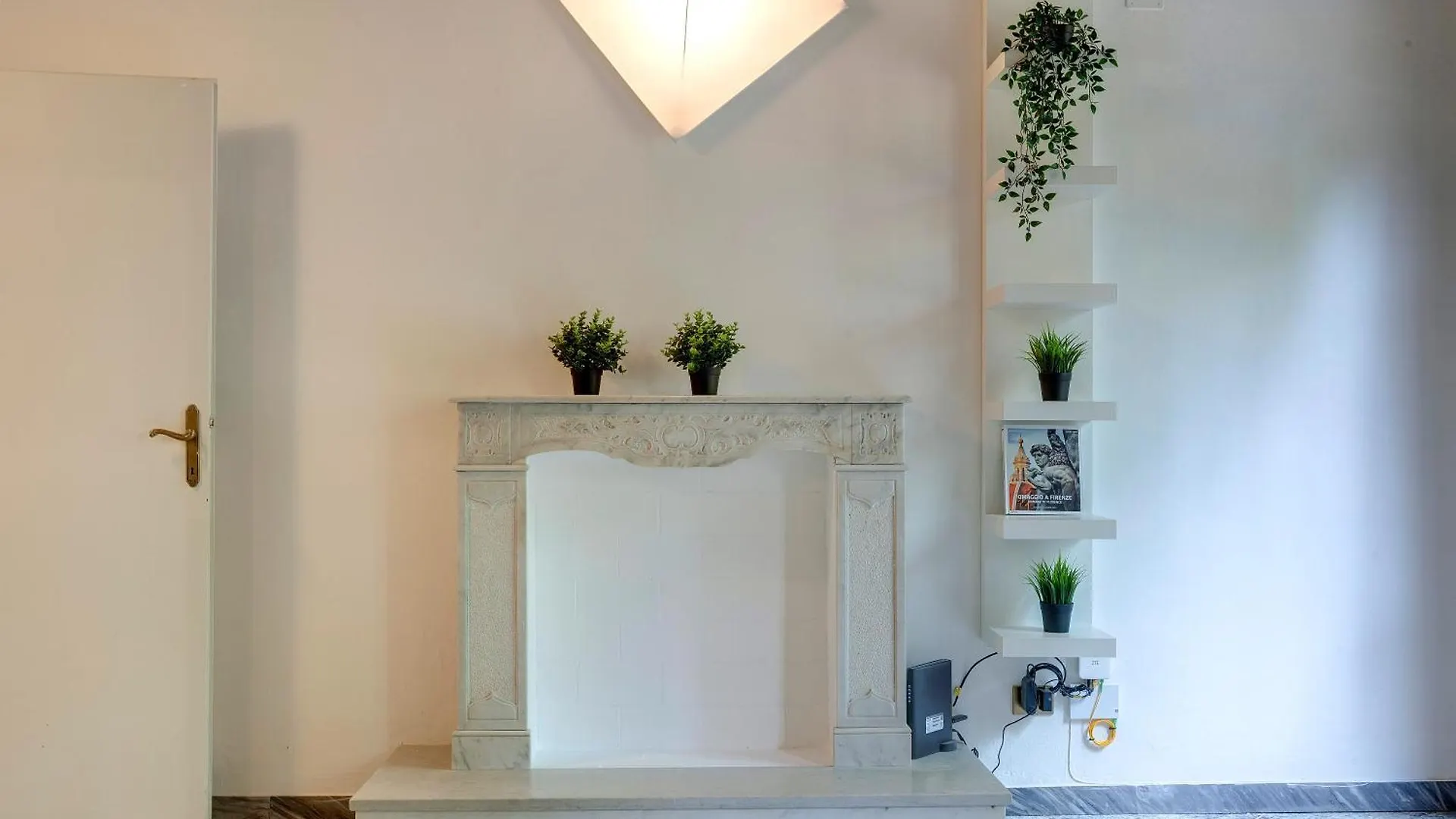 Ardiglione Apartment By Mamo Florence