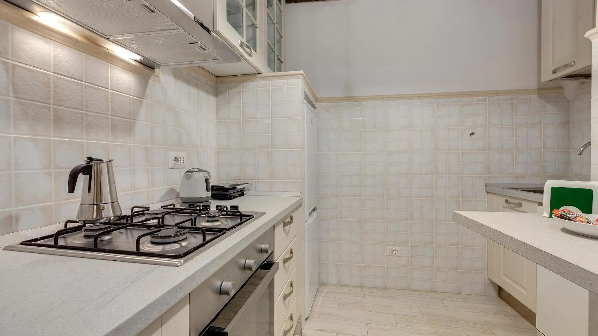 Ardiglione Apartment By Mamo Florence